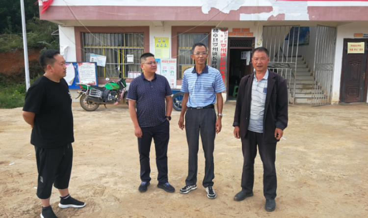 巩固脱贫攻坚成果，健康促进乡村振兴