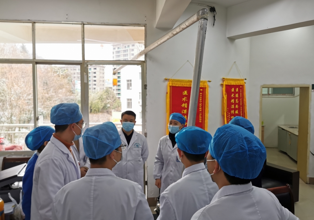 王锋、杜敏带队巡查春节前安全生产、新冠疫情防控等工作