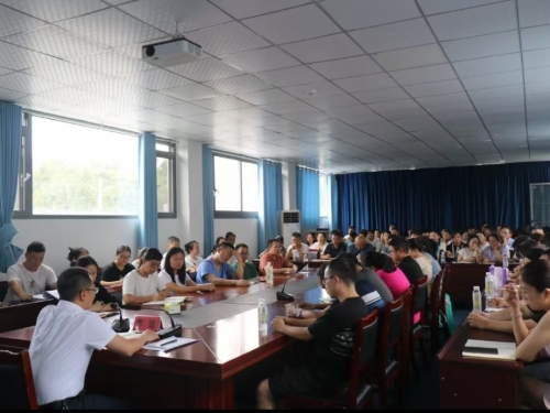 着墨“五个意识”写好人生之诗：毕节市第三人民医院开展廉政纪律医德医风培训