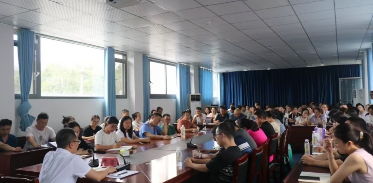 着墨“五个意识”写好人生之诗：毕节市第三人民医院开展廉政纪律医德医风培训